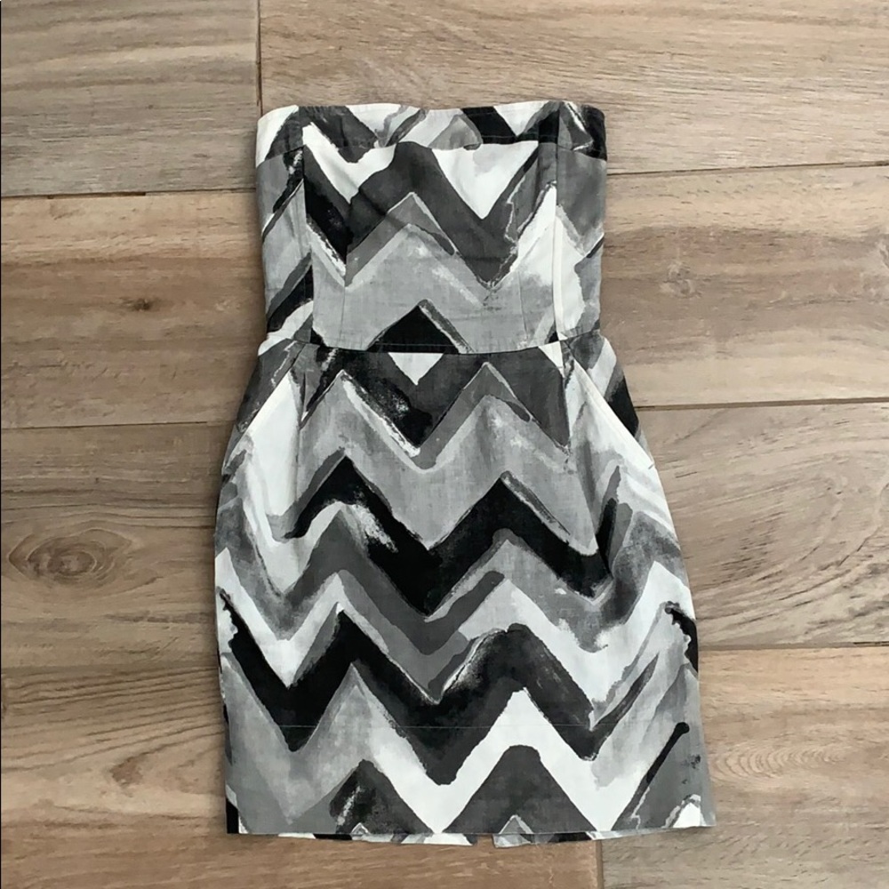 Banana Republic linen strapless dress